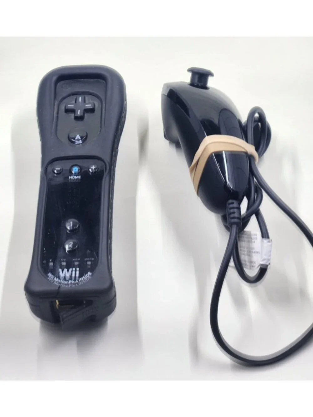 Nintendo Wii Console Black RVL-101 with Cables & Controller